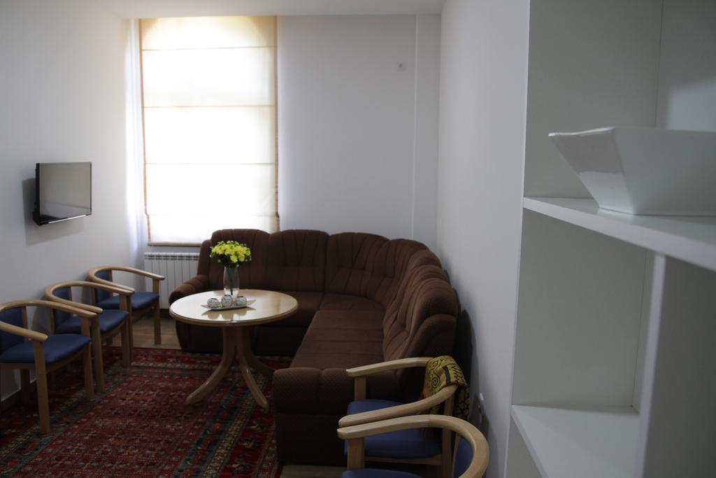 Apartments Ferhadija Banja Luka Ngoại thất bức ảnh
