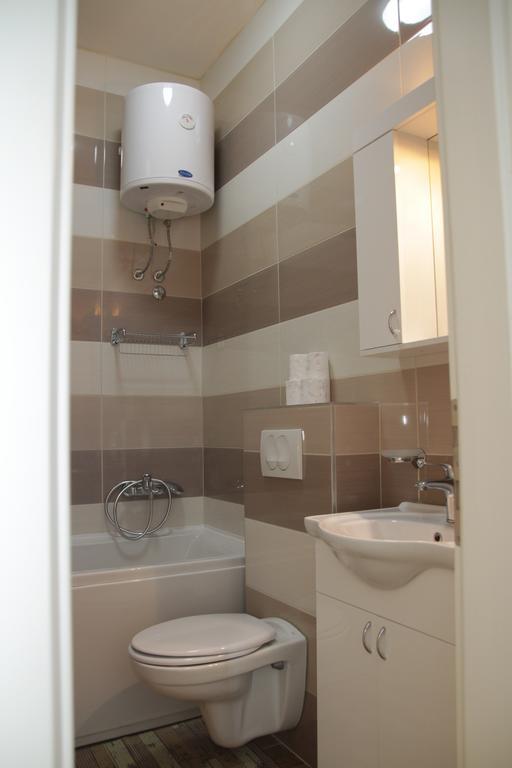 Apartments Ferhadija Banja Luka Ngoại thất bức ảnh
