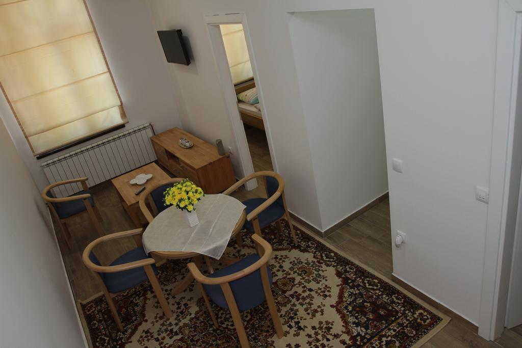 Apartments Ferhadija Banja Luka Ngoại thất bức ảnh