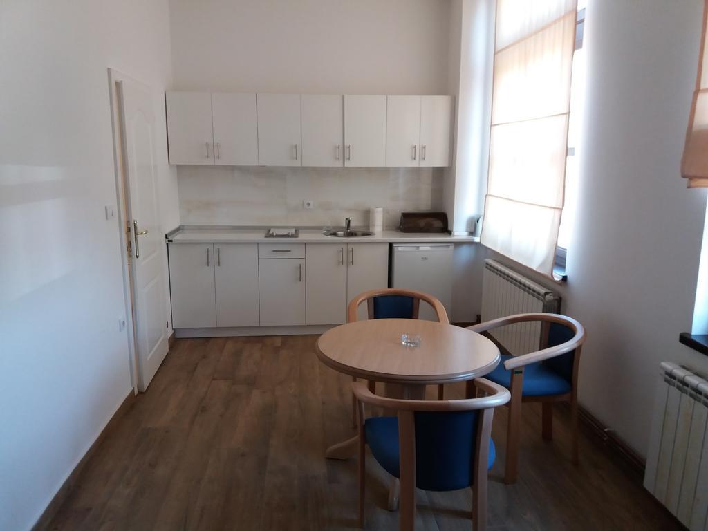 Apartments Ferhadija Banja Luka Ngoại thất bức ảnh