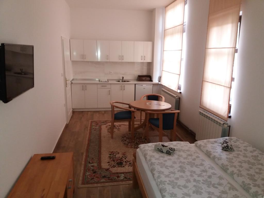 Apartments Ferhadija Banja Luka Ngoại thất bức ảnh